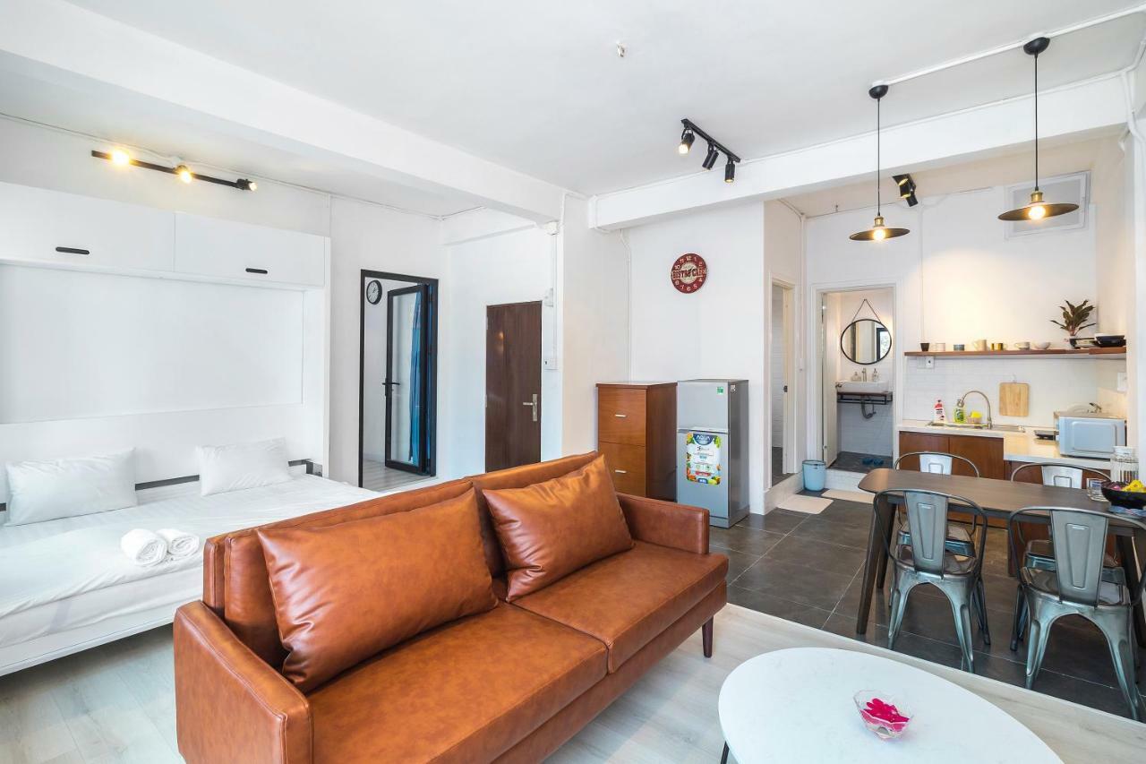 The Wooden Apartments - In The Heart Of Ben Thanh Хошимін Номер фото