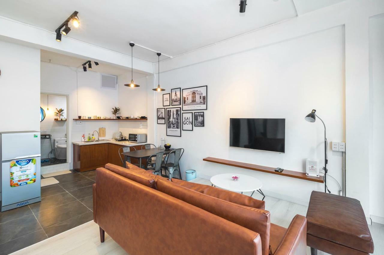 The Wooden Apartments - In The Heart Of Ben Thanh Хошимін Номер фото