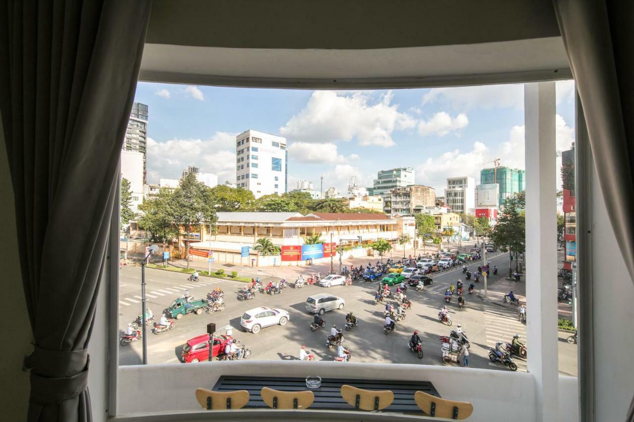 The Wooden Apartments - In The Heart Of Ben Thanh Хошимін Номер фото