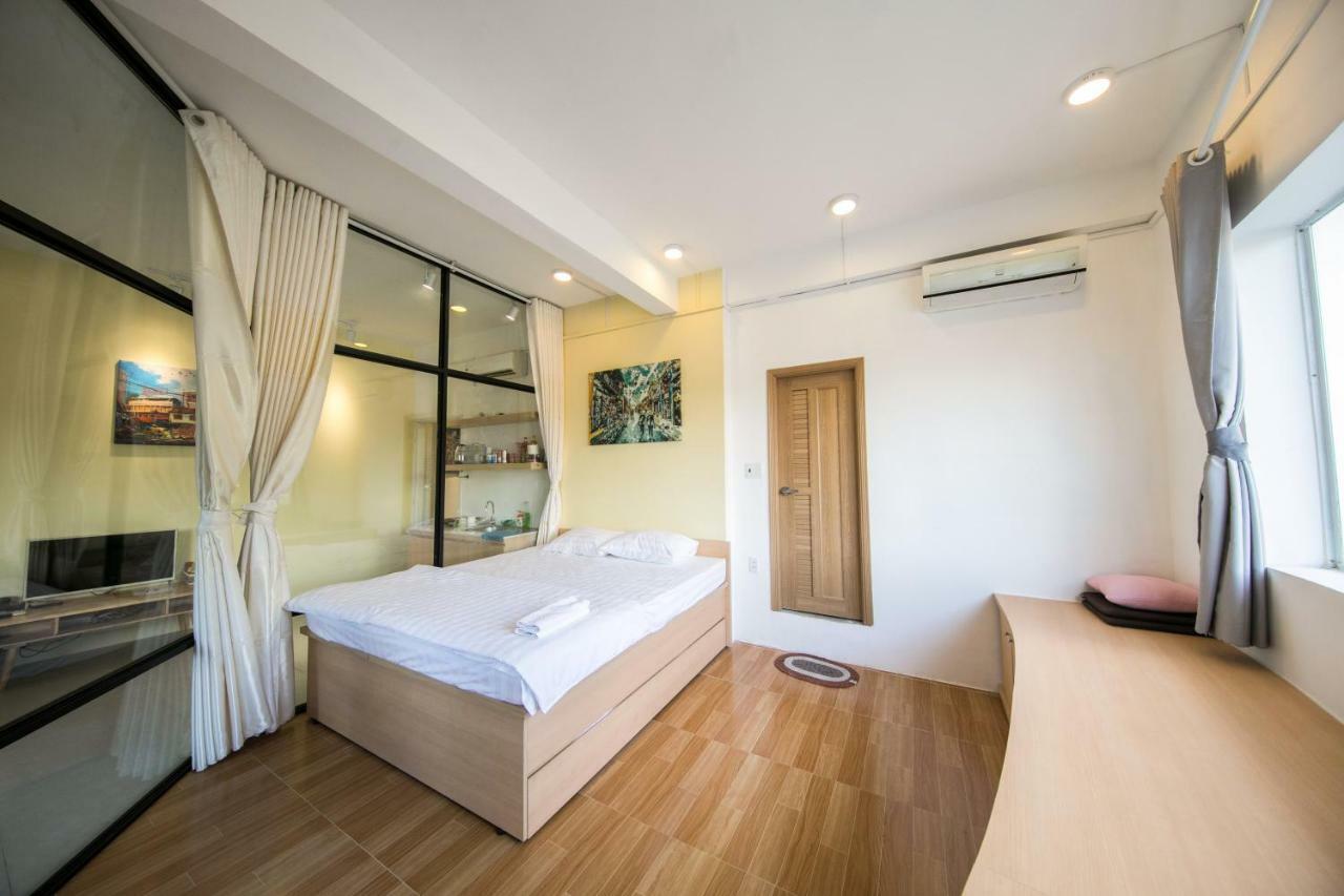 The Wooden Apartments - In The Heart Of Ben Thanh Хошимін Номер фото